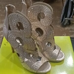 Gianni Bini Glittering Gold Heels